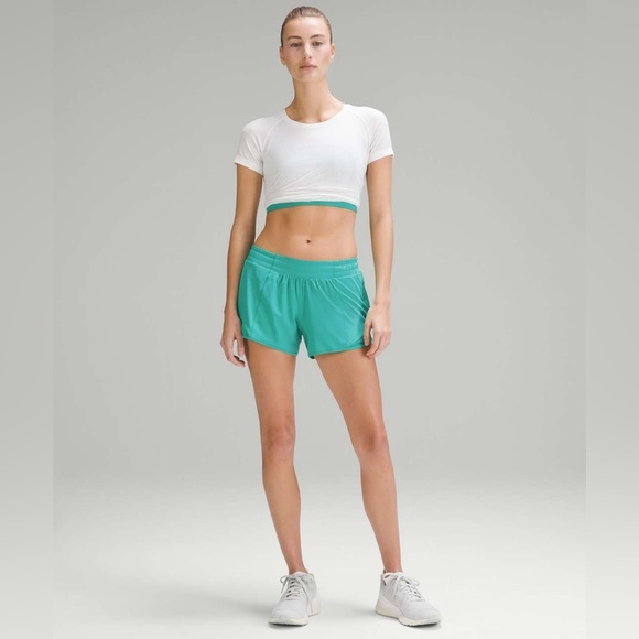 A Lululemon Hotty Hot Low-Rise Lined Short 4" - Picture 1 of 5